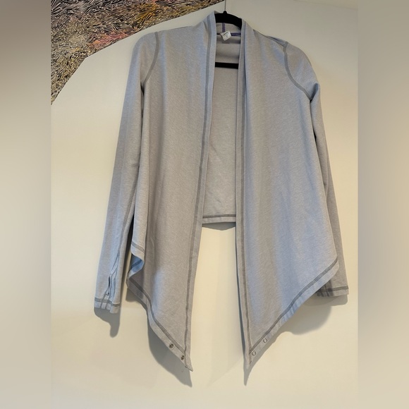 Ivivva Other - Ivivva by Lululemon girls open handkerchief style light sweater lavender sz 12